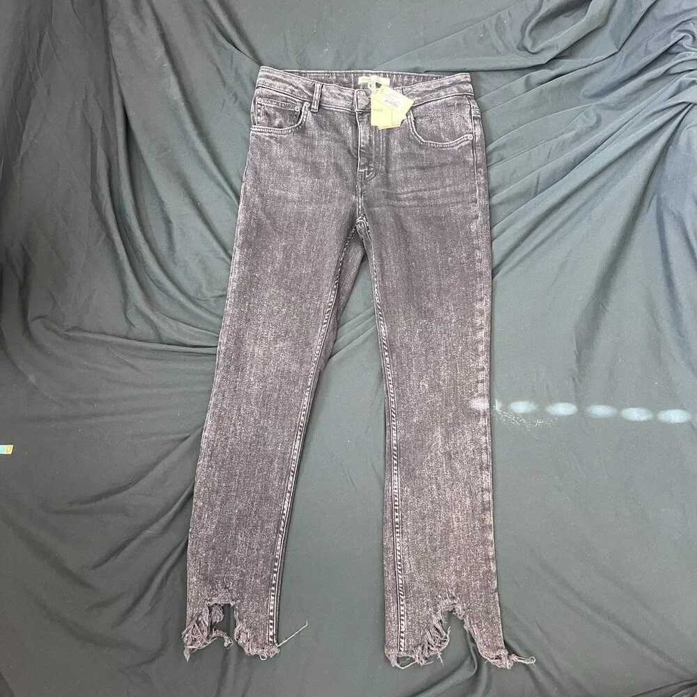 NWT MAJE PACHAFRAN HR STRAIGHT CUT JEANS WITH RAW HEM IN ANTHRACITE SZ 38FR 6US - Picture 3 of 6